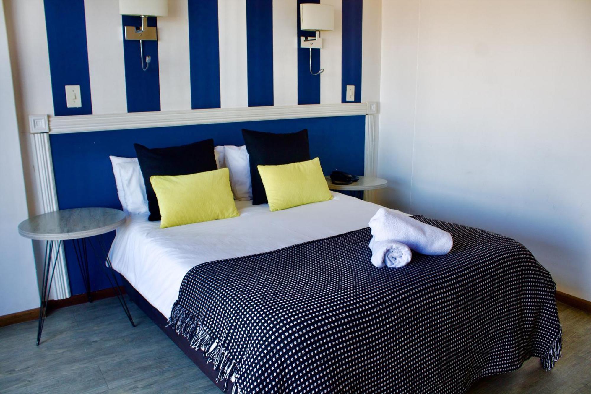 Hoedjiesbaai Hotel Saldanha Bay Exteriör bild