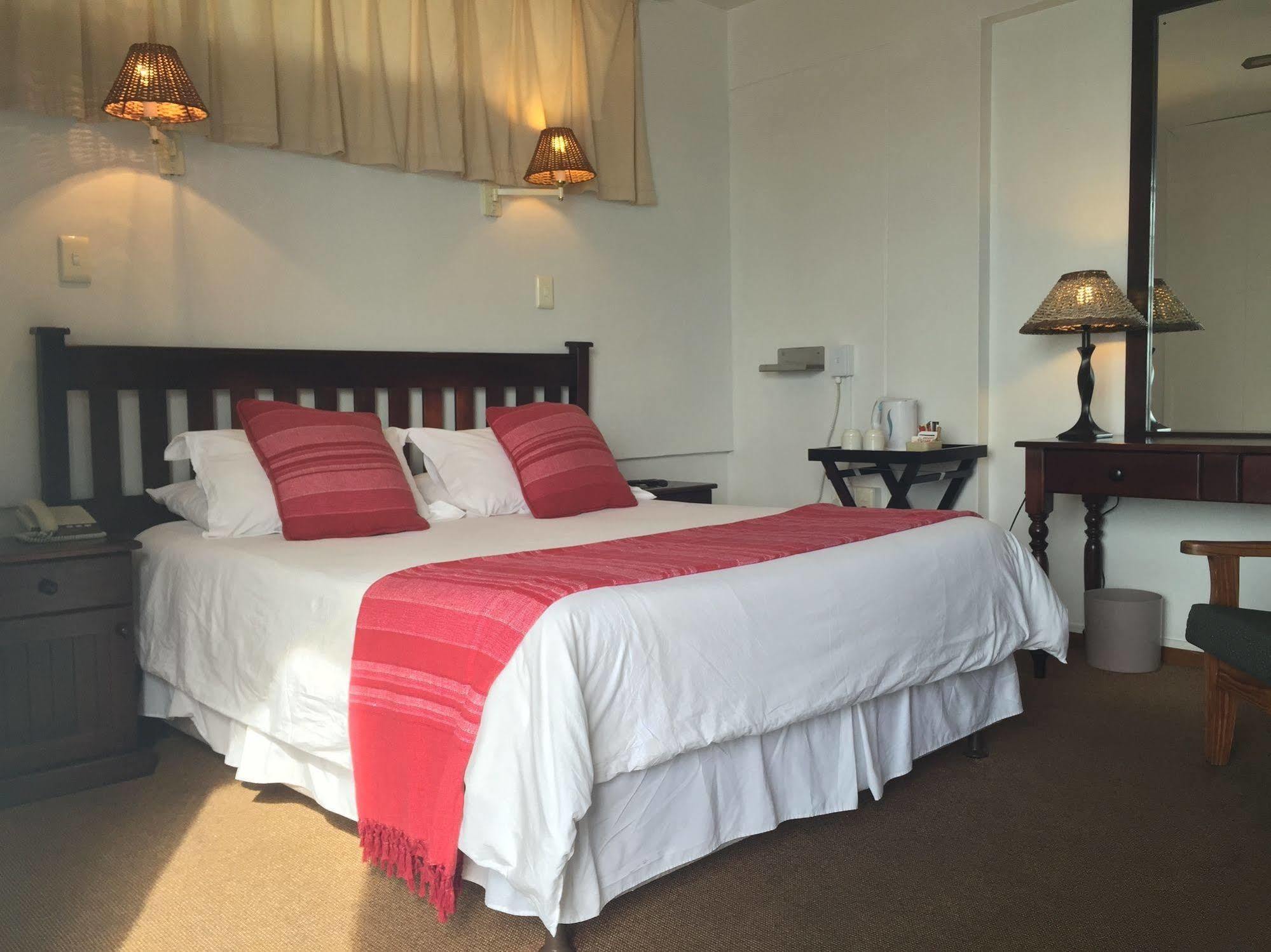 Hoedjiesbaai Hotel Saldanha Bay Exteriör bild